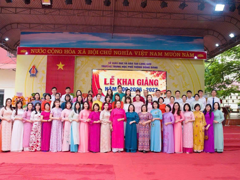 TRƯỜNG THPT ĐỒNG ĐĂNG: 24 NĂM KIẾN TẠO VÀ BỨT PHÁ CÙNG KỶ NGUYÊN SỐ