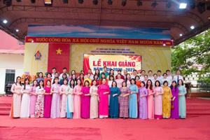 TRƯỜNG THPT ĐỒNG ĐĂNG: 24 NĂM KIẾN TẠO VÀ BỨT PHÁ CÙNG KỶ NGUYÊN SỐ